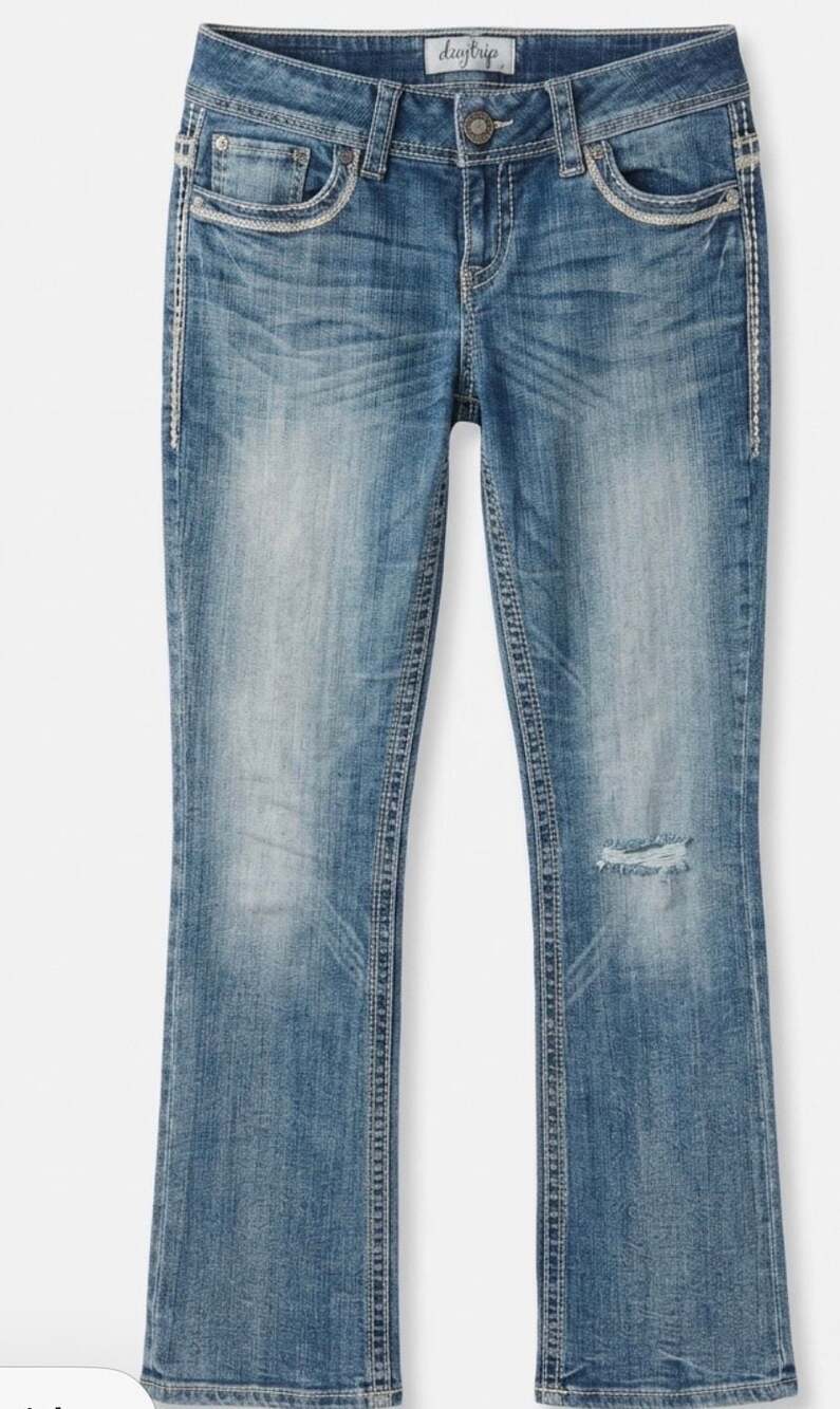 Daytrip Virgo Bootcut Jeans Womens 29R Blue Distressed Denim